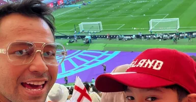 Nonton Piala Dunia 2022, Rafathar Ketemu Banyak Penggemarnya di Qatar