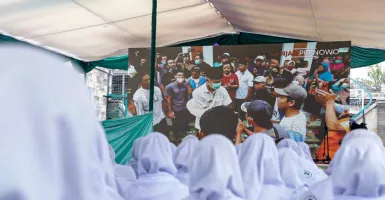 Ratusan Santri Bekasi Doa Minta Pemimpin yang Tepat untuk Pilpres 2024