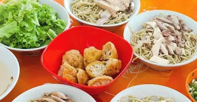 Rekomendasi Tempat Makan Enak Terdekat di Jakarta, Coba Bakmi Acang