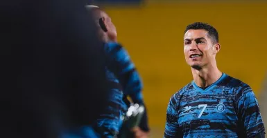 Terhindar dari Hukuman Banting HP Suporter, Ronaldo Tetap Debut di Al-Nassr