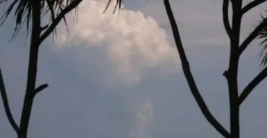Gunung Anak Krakatau Erupsi Lagi Hari Ini, Semua Warga Wajib Waspada