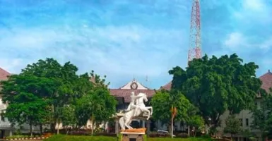 Membanggakan, Undip Peringkat 2 Universitas Terbaik di Indonesia
