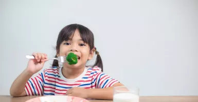 3 Cara Efektif Mendorong Anak agar Mau Menerapkan Gaya Hidup Sehat