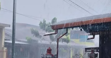 Bali Bakal Dikepung Hujan Petir dan Angin Kencang, Kata BMKG