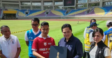Pantau Langsung Stadion Manahan Solo, Erick Thohir: Alhamdulillah