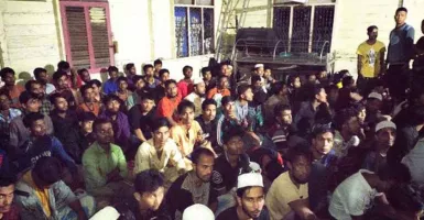 184 Imigran Rohingya Dipaksa Turun dari Kapal, Terdampar di Aceh Timur