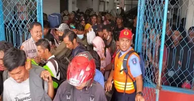 Pelabuhan Sampit Dipadati Pemudik, 532 Orang Bertolak ke Surabaya