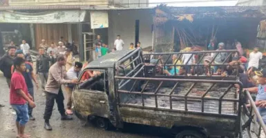 Mobil Pengangkut BBM Ilegal Hangus Terbakar di Lhokseumawe Aceh