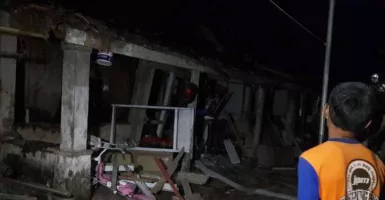 Belasan Rumah Rusak Akibat Ledakan Bubuk Mercon di Magelang