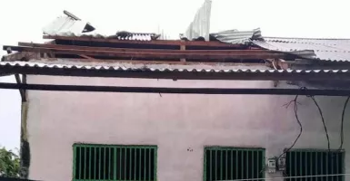 24 Rumah Rusak Akibat Angin Kencang di Nagan Raya Aceh