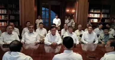 Wiranto Serahkan Kader Hanura ke Gerindra, Prabowo Subianto Makin Kuat