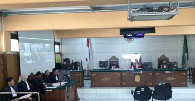 8 Terdakwa Perusakan Kantor Arema FC Jalani Sidang Perdana di PN Malang