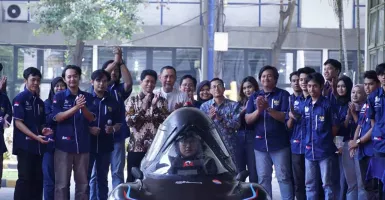 Tim Mobil Sapuangin ITS Luncurkan Urban Car untuk Kompetisi di Mandalika