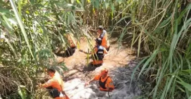 Upaya Pencarian Seorang Warga Terseret Arus Sungai di Kerinci Masih Nihil