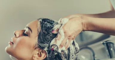 Mengenal Teknologi Hairceutical, Solusi Atasi Rambut Rontok dan Ketombe Parah