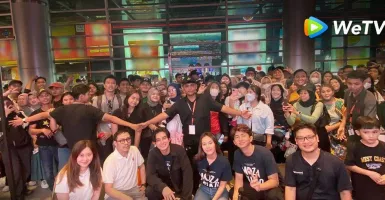 Pengunjung Jakarta Fair Dibikin Terkejut oleh Cast WeTV Original Mozachiko