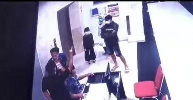Rekaman CCTV Anggota DPRD Intimidasi Pegawai RSUD Tulungagung