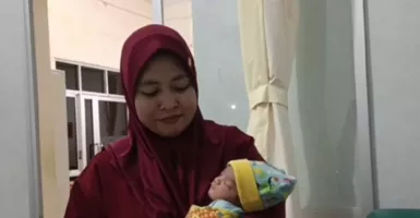 Bayi Ditemukan Berlumpur, Dibawa ke RSUD Amri Tambunan Deliserdang