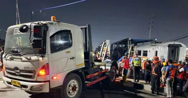Kronologis Kecelakaan Kereta Api Brantas Tabrak Truk di Semarang