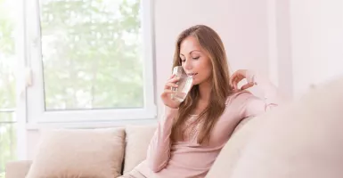 Minum Air Putih Dapat Membantu Menurunkan Berat Badan, Tubuh Langsing Bukan Mimpi