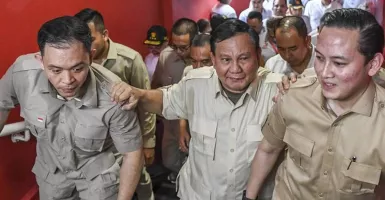 Prabowo Subianto Capres Pilihan Generasi Muda, Ganjar Pranowo dan Anies Baswedan Keok