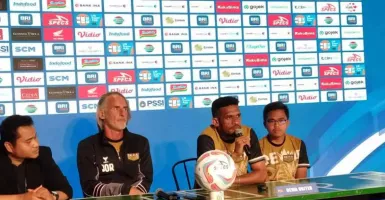 Pelatih Dewa United FC Jan Olde Riekerink Akui Kualitas Bali United