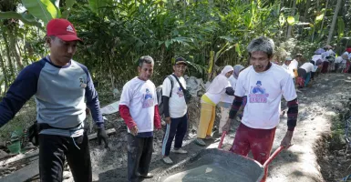 Aksi Berkelas Nelayan Balad Ganjar untuk Warga Cipatujah Tasikmalaya