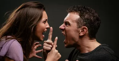 4 Hal Tidak Boleh Dilakukan Saat Menghadapi Pasangan yang Sedang Marah