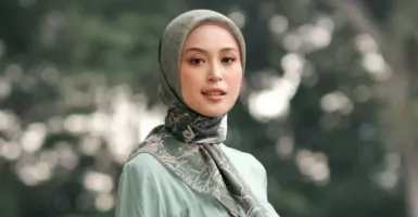Tips Pakai Baju Muslimah saat Panas Agar Cantik dan Tidak Gerah