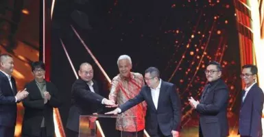Raih Penghargaan Indonesia Awards 2023, Ganjar Pranowo dan Shin Tae Yong Kaget
