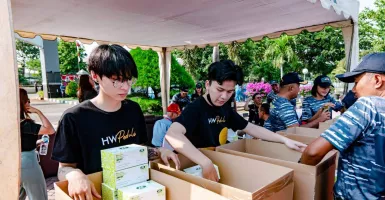 Hari Sungai Sedunia, HW Group dan TNI AL Gelar Aksi Bersih-bersih Sampah