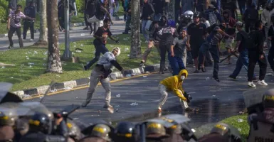 34 Orang Ditetapkan Menjadi Tersangka Kerusuhan Unjuk Rasa di Batam
