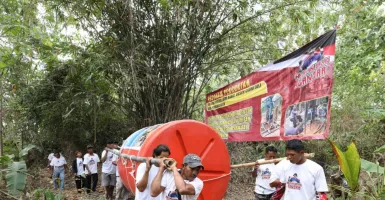 Wujudkan Air Bersih Pangandaran, Nelayan Balad Ganjar Lakukan Gotong Royong