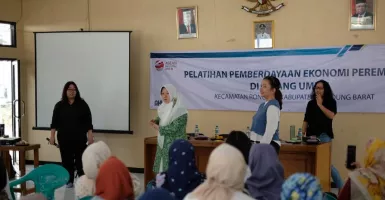 PLN Dukung Kelompok Perempuan Tingkatkan Potensi Ekonomi di Desa