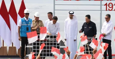 Jokowi Resmikan PLTS Terapung Cirata, PLN Sebut Transisi Energi Bukan Sekadar Wacana