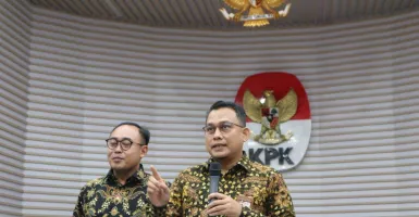 Penyidik KPK Geledah Rumah Ketua Komisi IV DPR RI Sudin di Depok