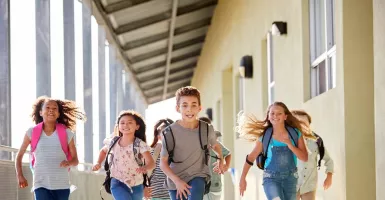 5 Tips Membuat Anak Selalu Semangat Berangkat Sekolah