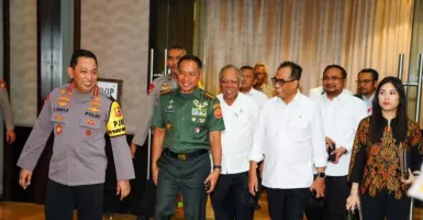 22.893 Prajurit TNI Bantu Pengamanan Natal dan Tahun Baru 2024