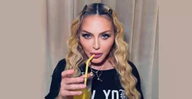 Kisah Madonna Pingsan di Kamar Mandi, Koma 48 Jam Sampai Masuk UGD