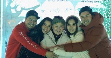 Chelsea Olivia Rayakan Natal di Jepang, 2 Anaknya Happy Meski Suhu Minus 13 Derajat Celcius