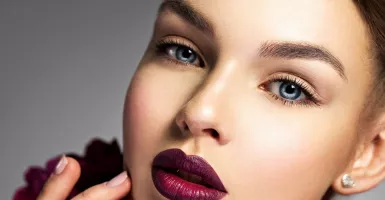 5 Tren Makeup Glamor, Bikin Penampilan Lebih Berkelas dan Berani