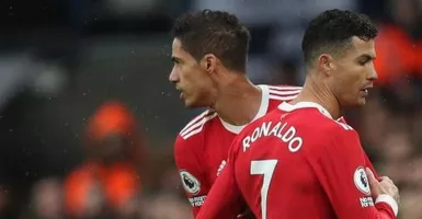 Perkuat Pertahanan Al Nassr, Cristiano Ronaldo Rayu Varane