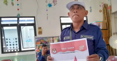 Waduh! Surat Suara Pilpres Ditempel Gambar Palu Arit di Semarang