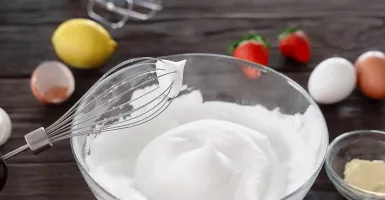 3 Cara Menarik Menggunakan Putih Telur untuk Membuat Kue
