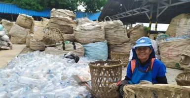 Kelola Sampah Plastik, Aqua Gandeng Pemulung Jadi Pelaku Industri Ekonomi