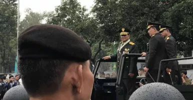 Resmi Sandang Jenderal Bintang Empat, Prabowo Subianto: Kayaknya Berat Ya