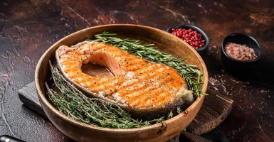 Resep Salmon Panggang Sirup Maple, Menu Terbaik di Malam Spesial Bersama Pasangan