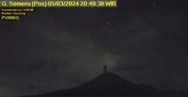 Gunung Semeru Erupsi, Lontarkan Abu Vulkanik Setinggi 800 Meter