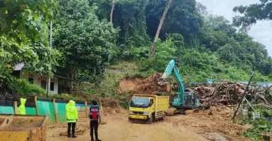 Innalillahi, 16 Warga Korban Banjir dan Longsor di Sumatra Barat Ditemukan Meninggal
