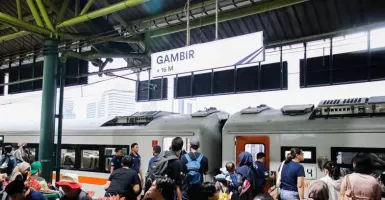 Buruan Pesan! Ada 344 Perjalanan KA Tambahan dari Stasiun Gambir dan Pasar Senen untuk Mudik Lebaran